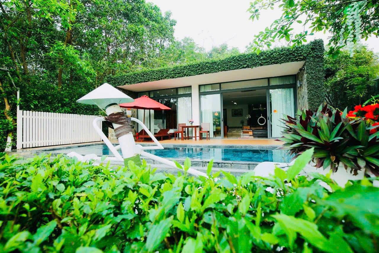 Villa 2p Ngủ Bãi Cỏ Rộng View Hồ Flamingo